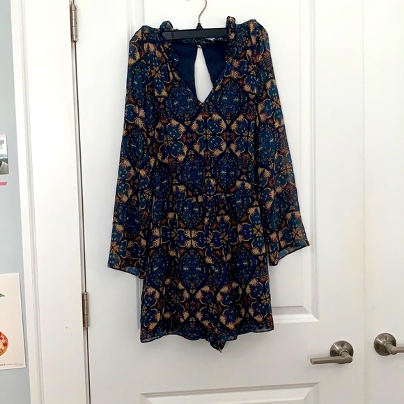 BCBGENERATION BOHEMIAN ROMPER - Picture 1 of 4